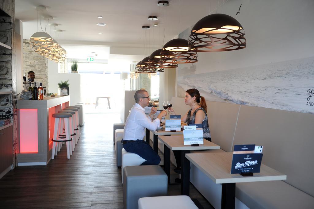 Hotel Andante Aan Zee Гаага Экстерьер фото