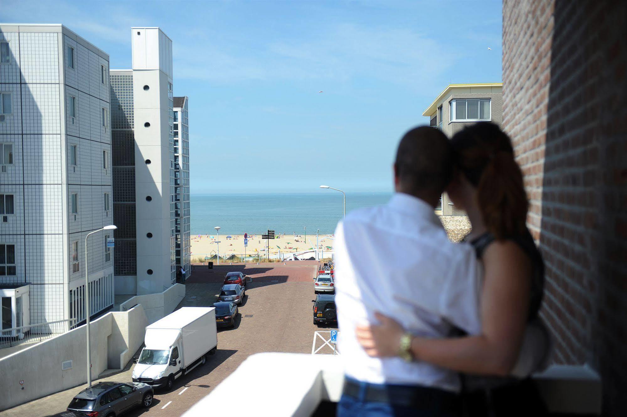 Hotel Andante Aan Zee Гаага Экстерьер фото